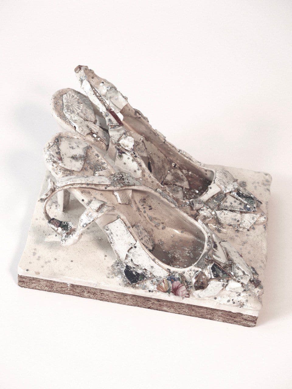 Lost Beauty, Sculptures · Performance · Photography · Graphics, 2024—2025 (5)